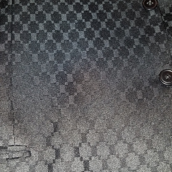 Carlo Zarelli designer suit. - Picture 4 of 6